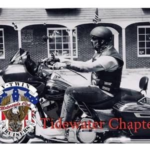 Meet your Posher, Christopher